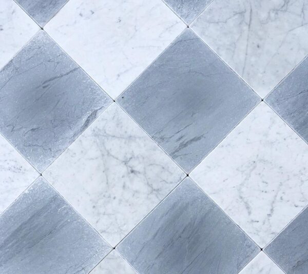 Senini Stone srl | CARRARA BURATTATO 40x40 - 30,5x30,5 - 20x20 - 15x15 - 10x10