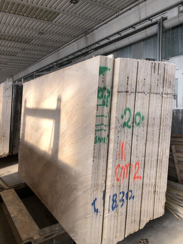 Senini Stone srl | CONTAINER DI LASTRE FINITE