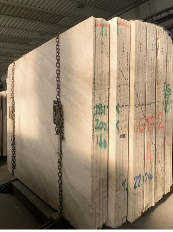 Senini Stone srl | CONTAINER DI LASTRE FINITE