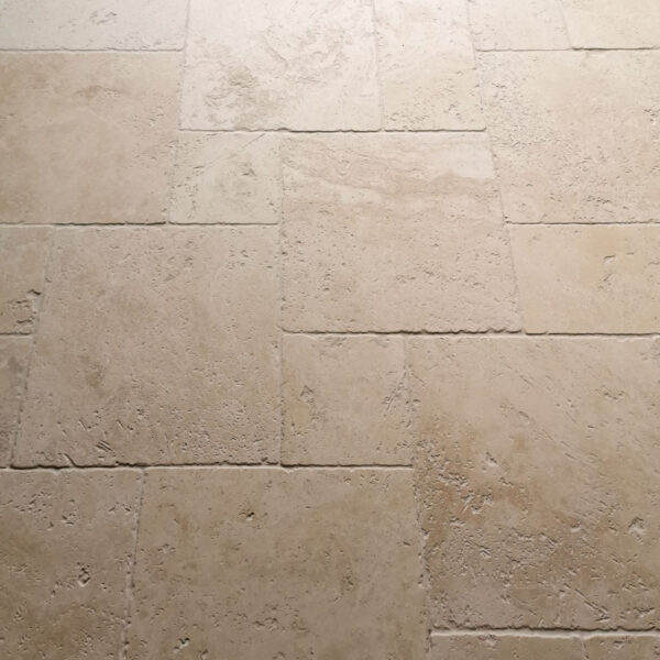 Senini Stone srl | TRAVERTINO CLASSICO OPUS ROMANUM BURATTATO MULTIFORMATO