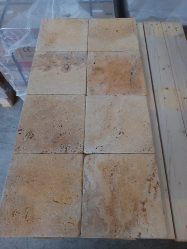 Senini Stone srl | TRAVERTINO GIALLO PERSIA 10 X 10 BURATTATO